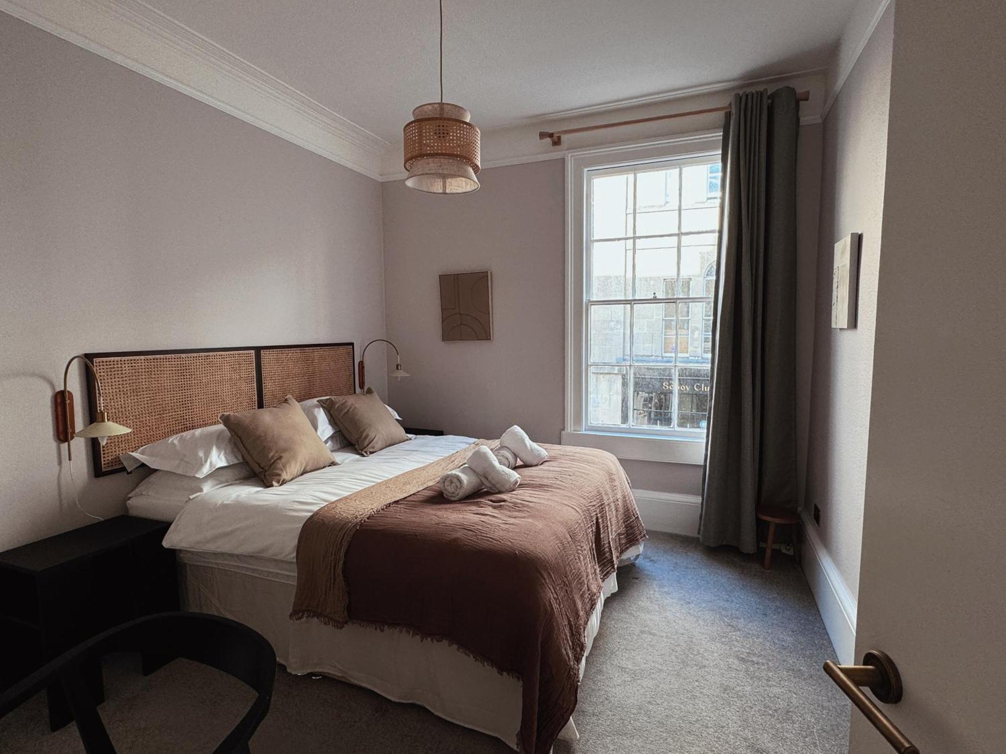 Broad Street Apartment - Central Bath Extérieur photo